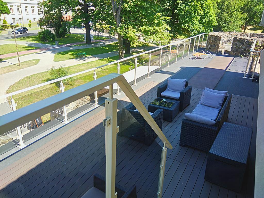 Апартаменты Apartament Дзержонюв Номер фото